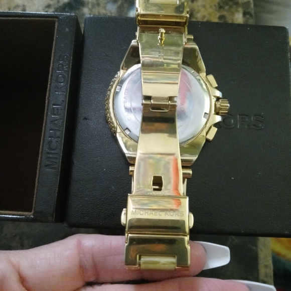 Michael Kors MK5902 Camille Glitz Watch - Picture 5 of 12